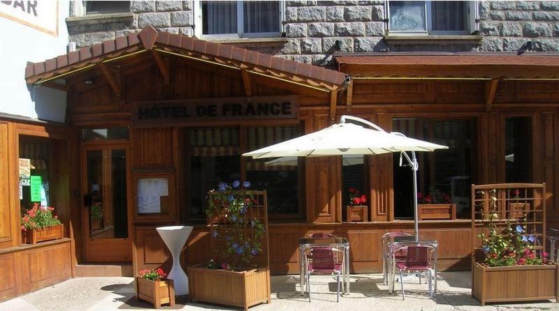 Hôtel de France Le Bessat Exterior foto